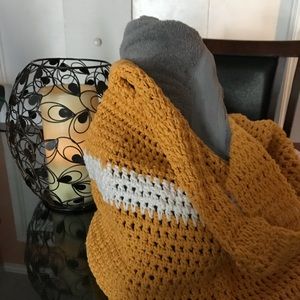 Handmade crochet cotton beach/market bag